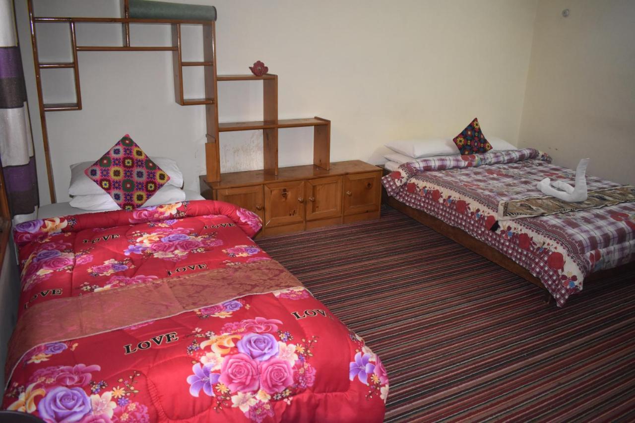 Cozy Lodge Gilgit Exterior foto