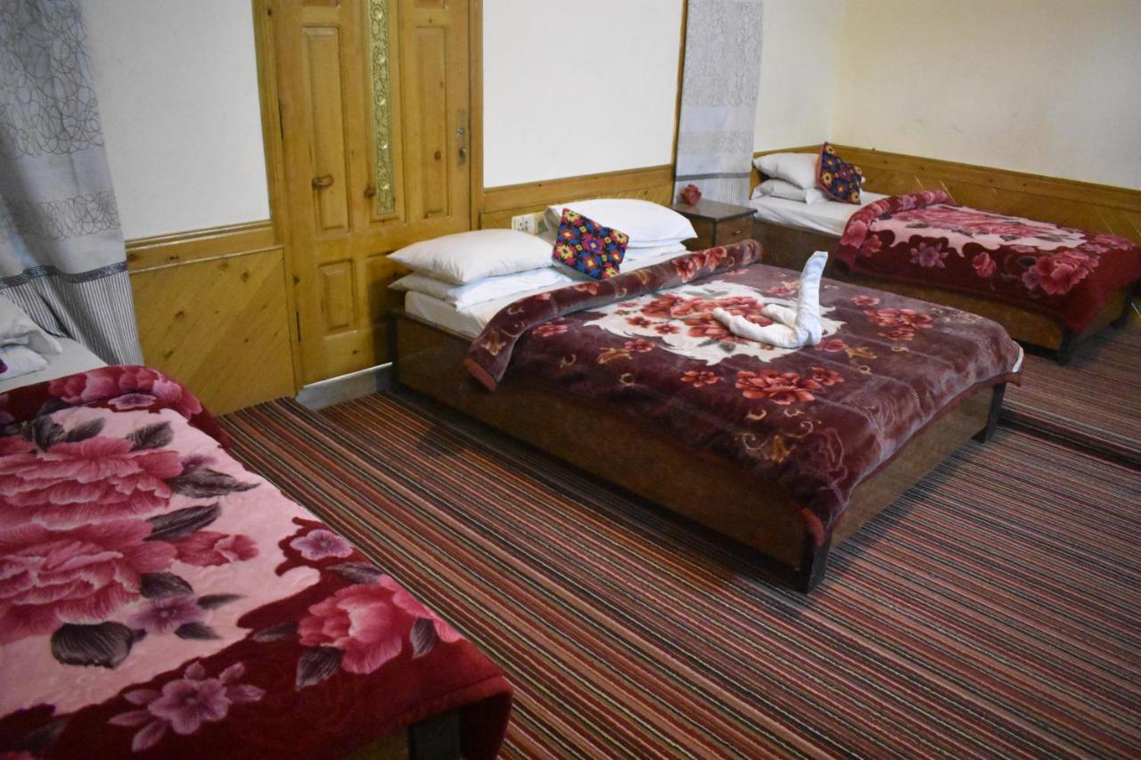 Cozy Lodge Gilgit Exterior foto